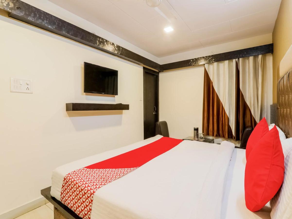 Oyo 79765 Hotel Samrat Lucknow Ngoại thất bức ảnh