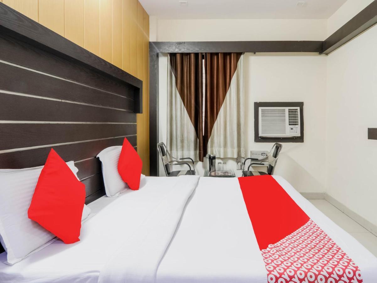 Oyo 79765 Hotel Samrat Lucknow Ngoại thất bức ảnh