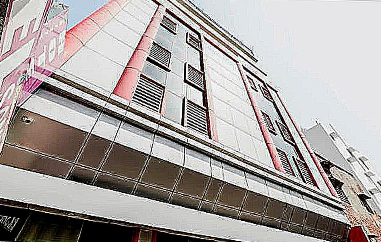 Oyo 79765 Hotel Samrat Lucknow Ngoại thất bức ảnh